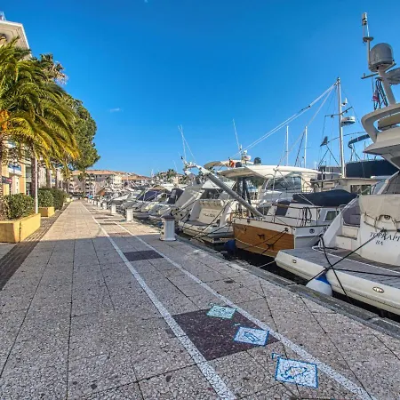 Bleu Marine-6 By Interhome Fréjus